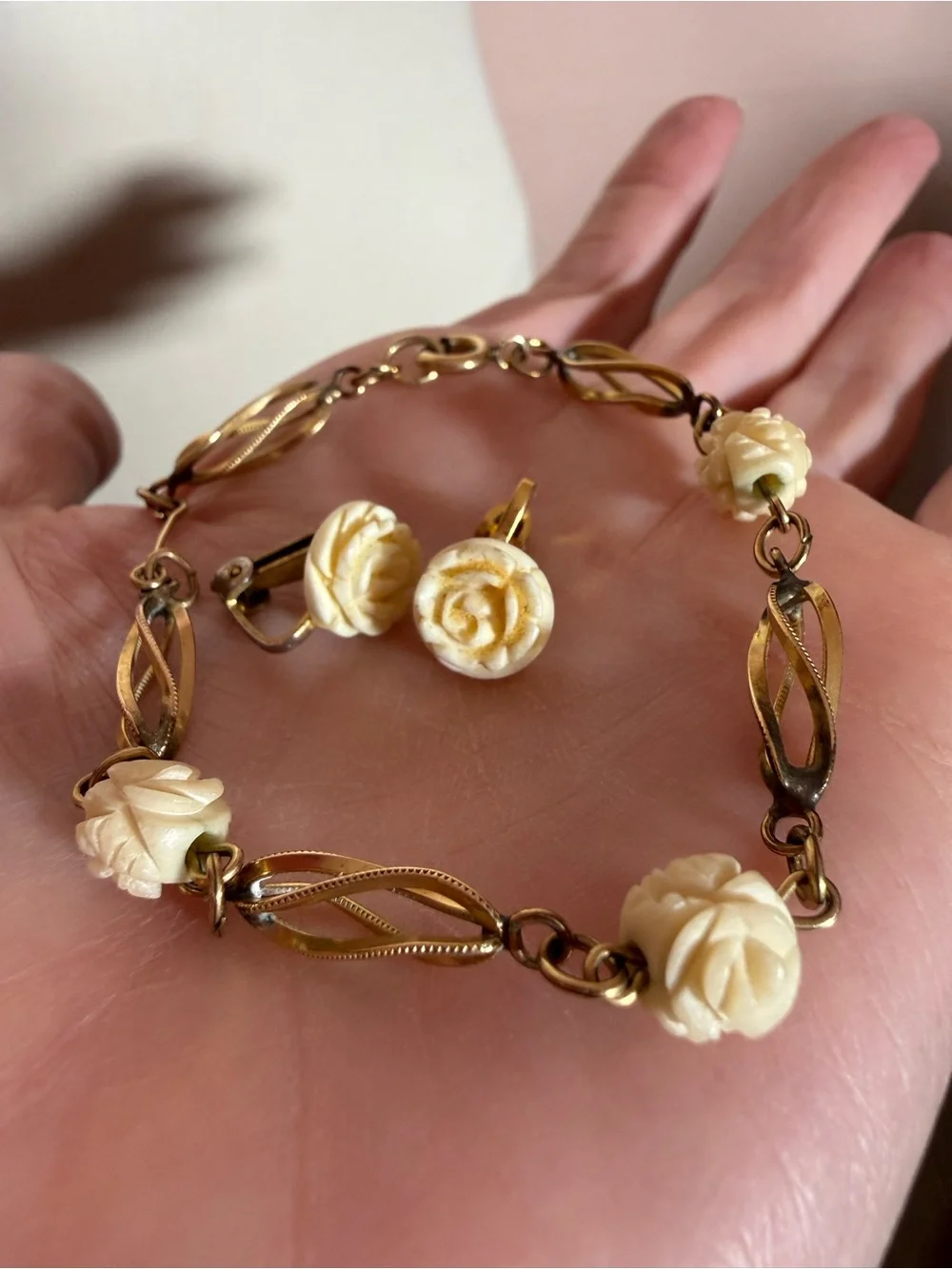 Vintage 1/20 12K GF gold cream flower delicate coquette bracelet earring set